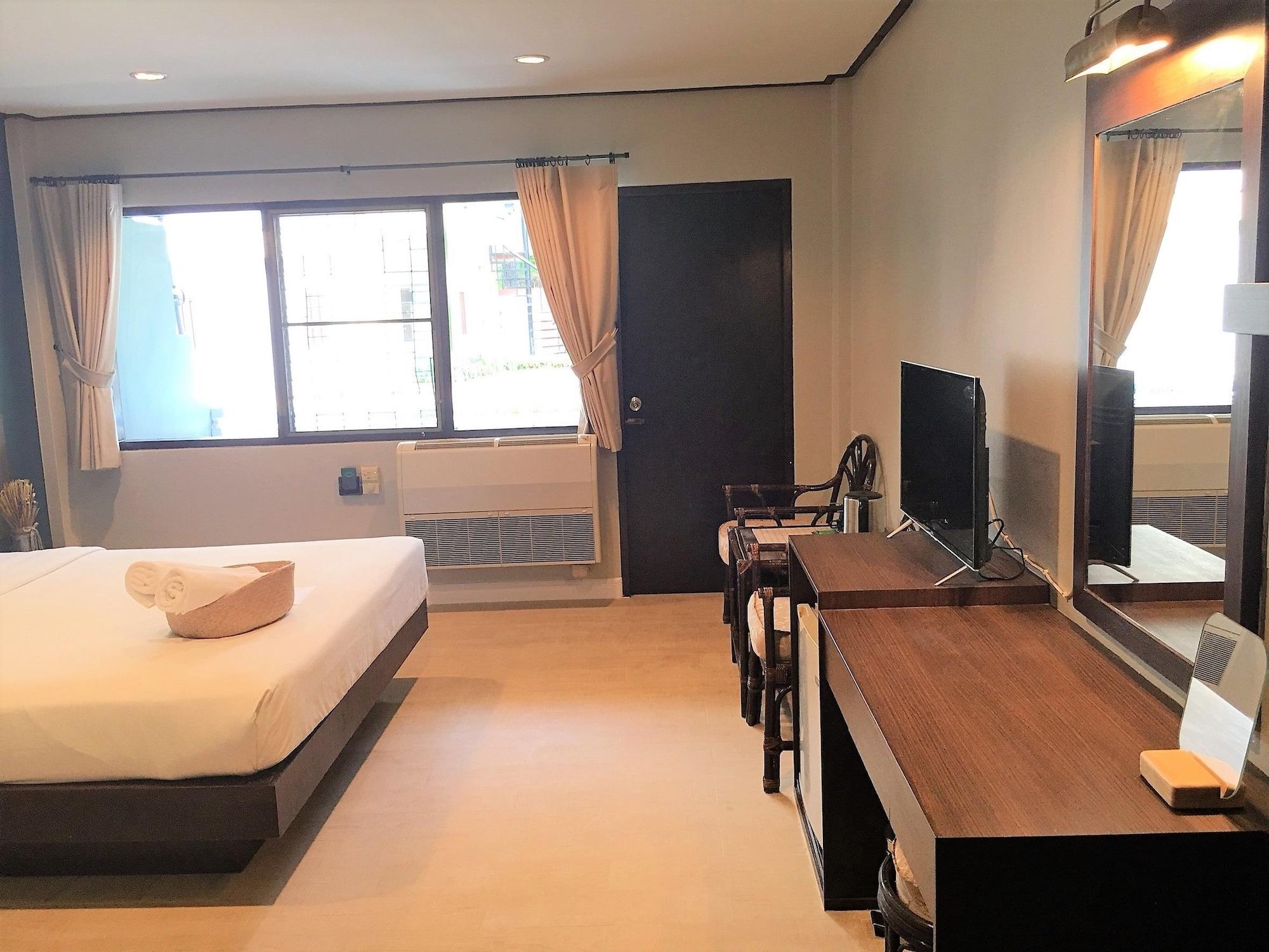Let'S Hyde Pattaya Resort & Villas - Pool Cabanas Экстерьер фото