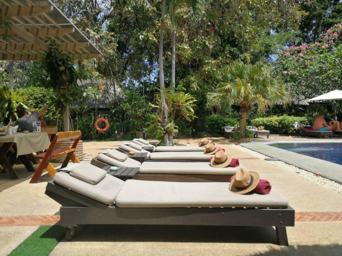 Let'S Hyde Pattaya Resort & Villas - Pool Cabanas Экстерьер фото